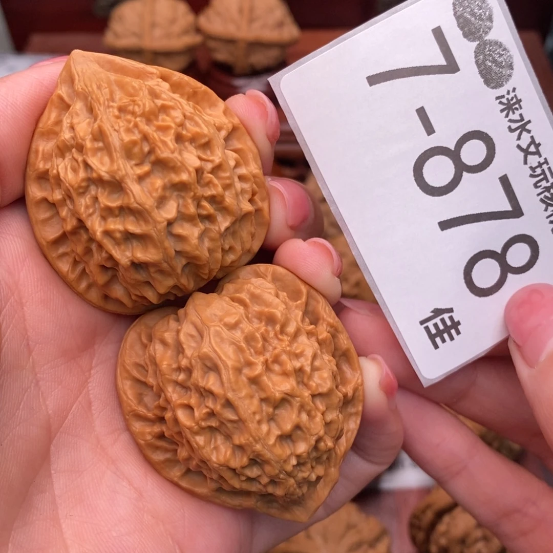 把件文玩核桃40金牛