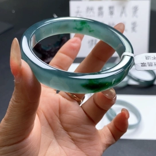 翡翠手镯未镶嵌清*60+尺寸