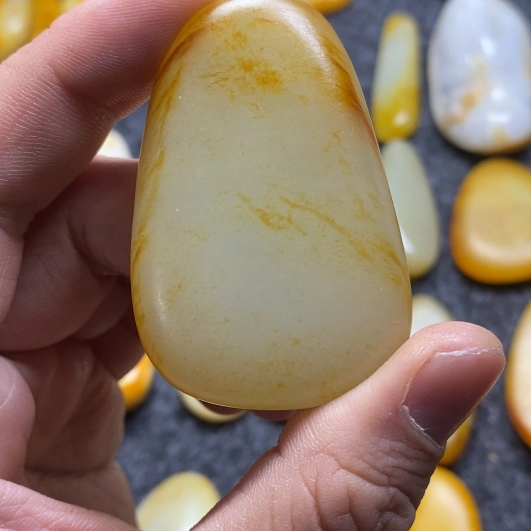 【闪购商品】和田玉颈饰未镶嵌擒****生