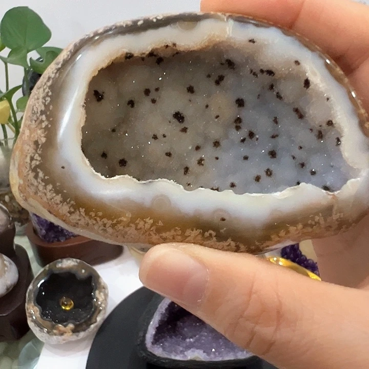 未镶嵌紫晶珠宝半成品