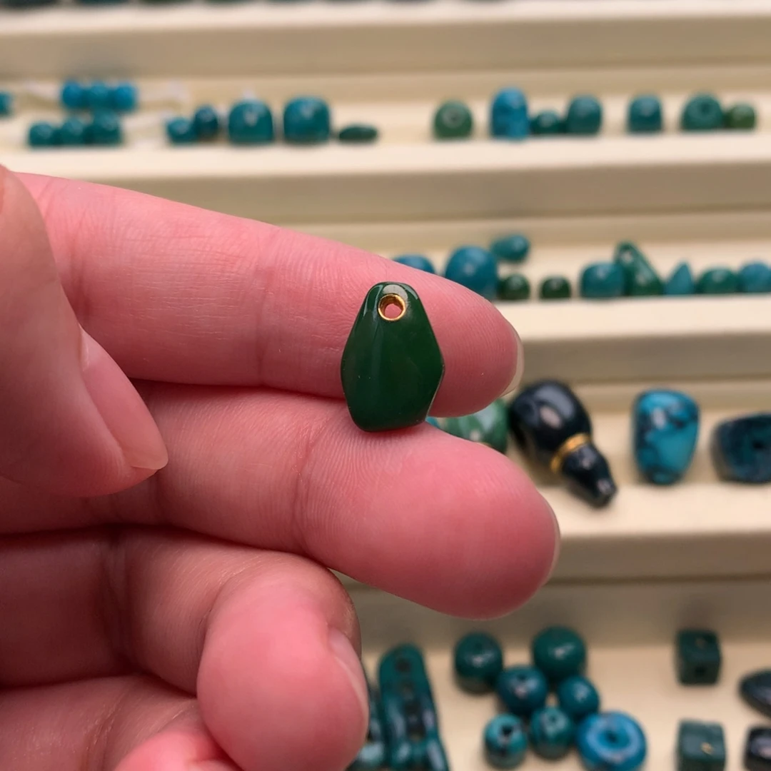 绿松石未镶嵌绿松石油绿侧挂9