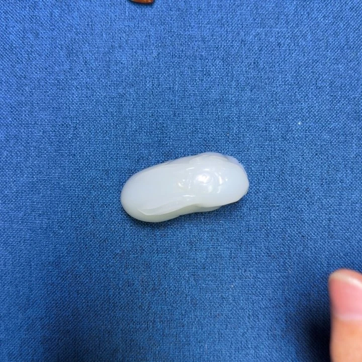 和田玉（糖玉）挂件未镶嵌