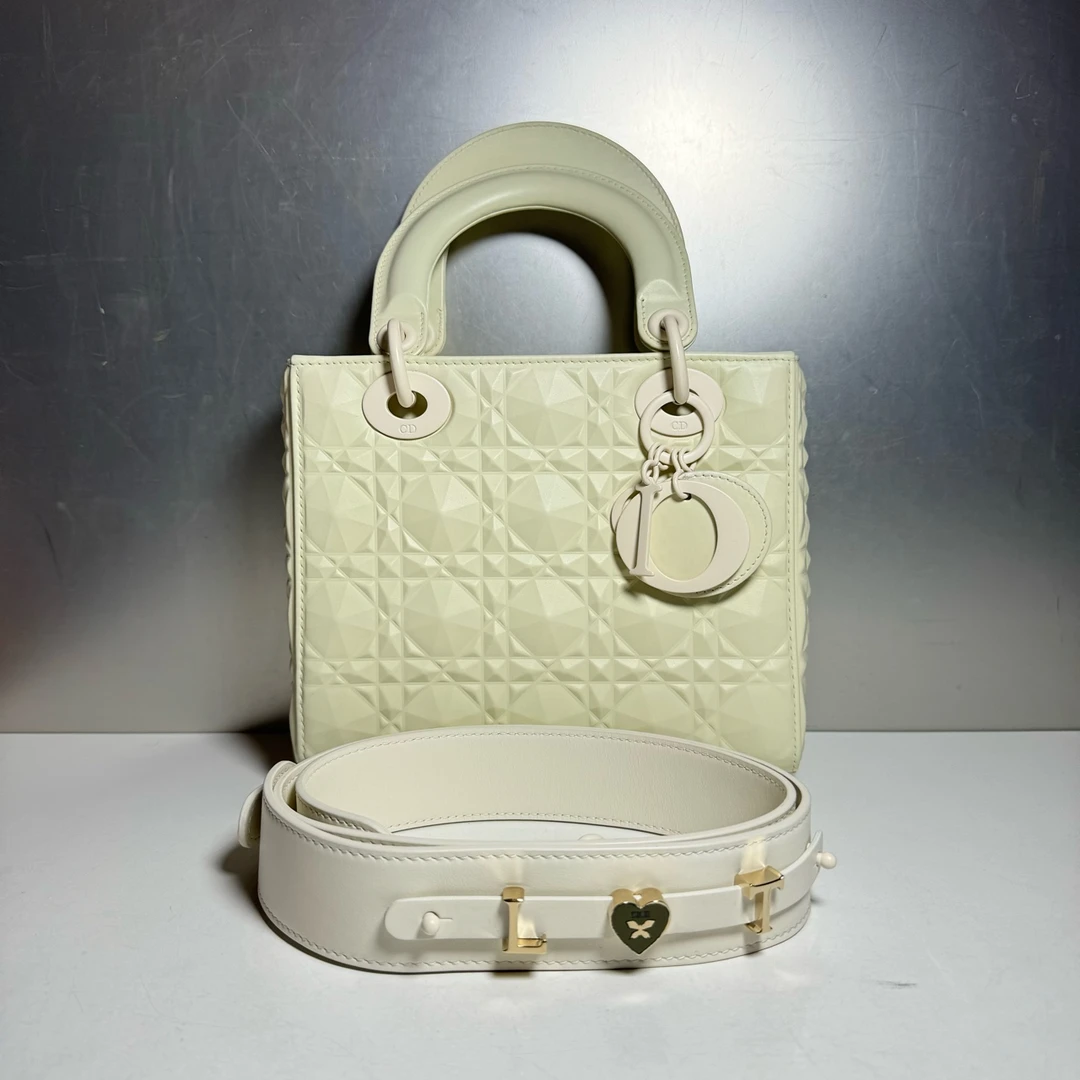99新 DIOR/迪奥 迪奥 戴妃四格白色菱格纹 99新