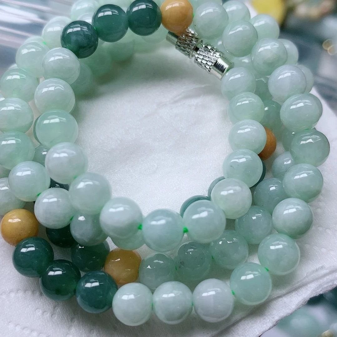 翡翠颈饰未镶嵌手串