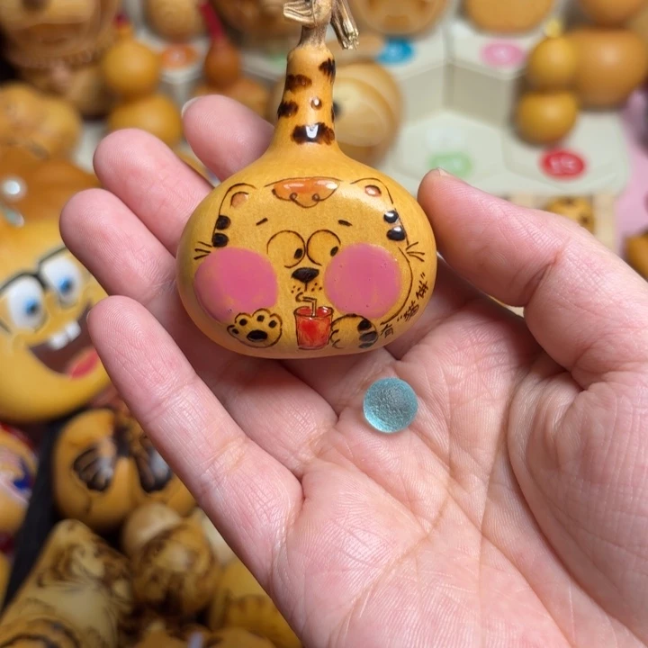 -****:一物一拍/猫咪葫芦