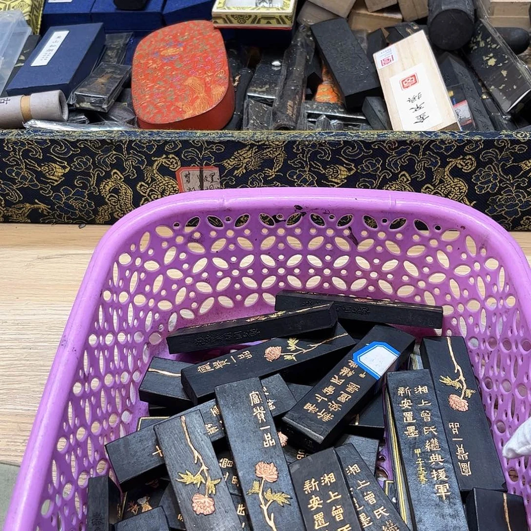 8个高哈哈哈哈哈哈哈哈