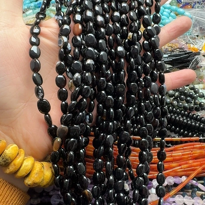 玛瑙/玉髓未镶嵌珠宝半成品一条8x10mm黑玛瑙蛋形