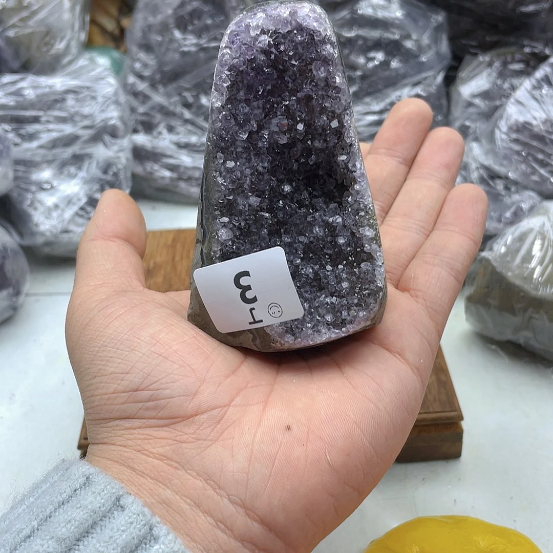 紫晶大型摆件（非配饰）未镶嵌