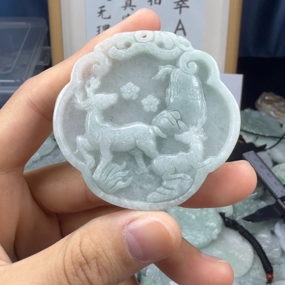 颈饰未镶嵌翡翠翡翠