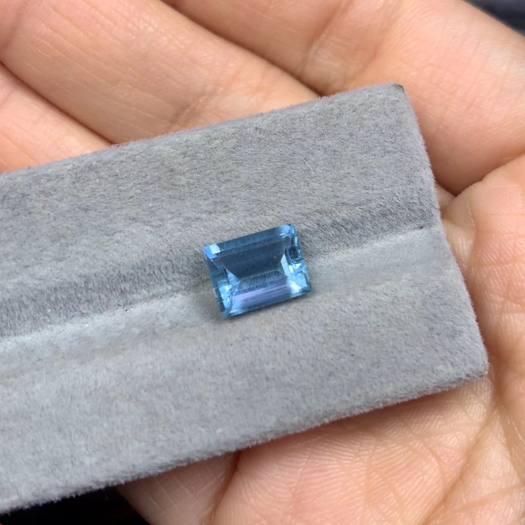 海蓝宝石裸石未镶嵌2.21ct超圣海蓝宝