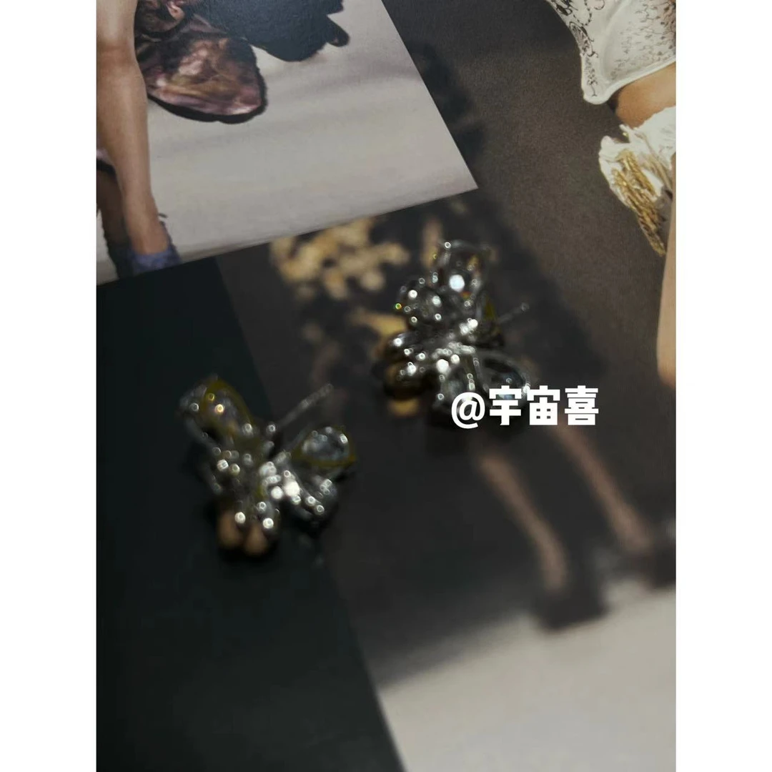 铜合金锆石耳饰 D1-127【立体植绒小熊蝴蝶锆石耳钉】