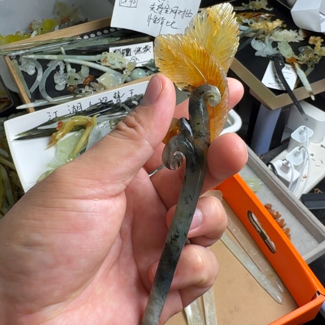 蛇纹石玉未镶嵌发饰