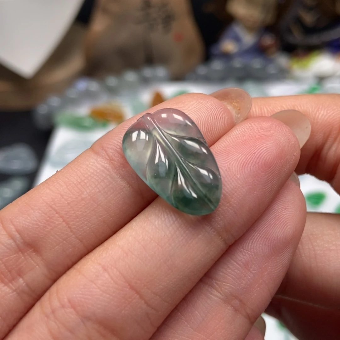 未镶嵌定制翡翠叶子