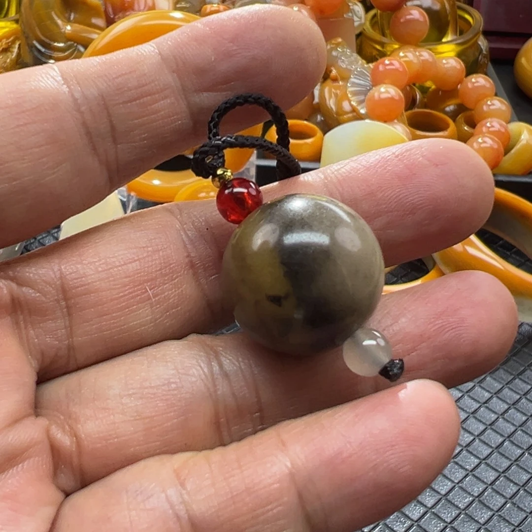 石英质玉未镶嵌颈饰