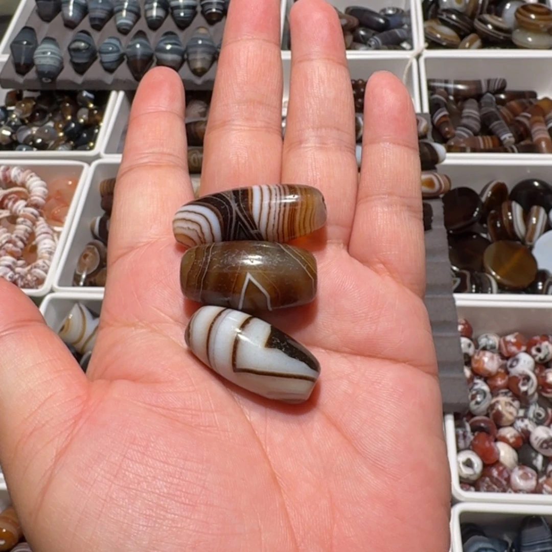 玛瑙/玉髓合金颈饰