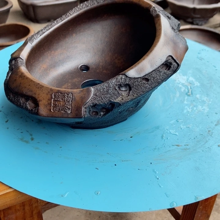 红陶金****人杨冬益紫砂花盆