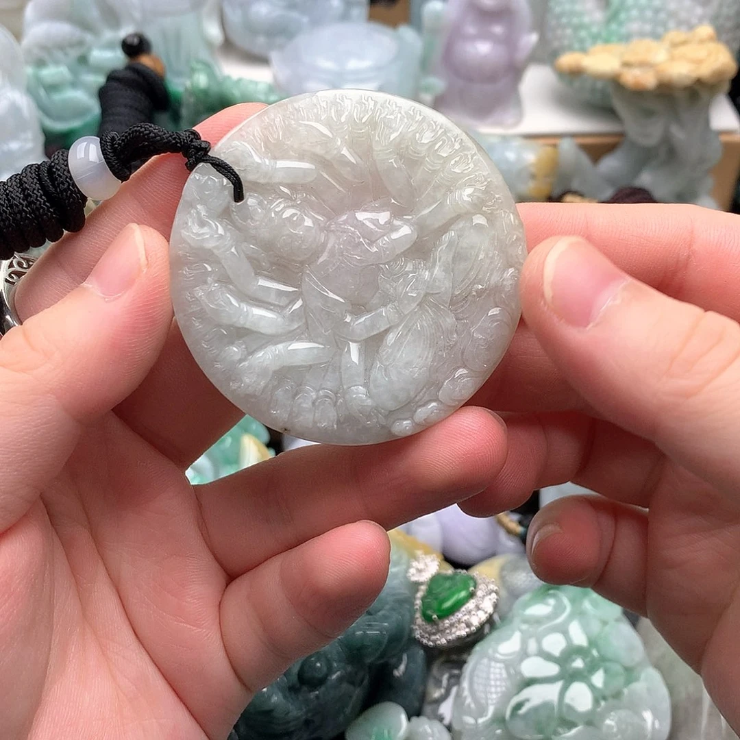 吊坠(不含链)未镶嵌翡翠