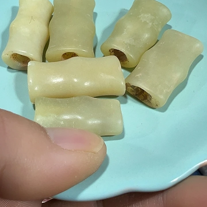 观***界透闪石质玉未镶嵌挂件