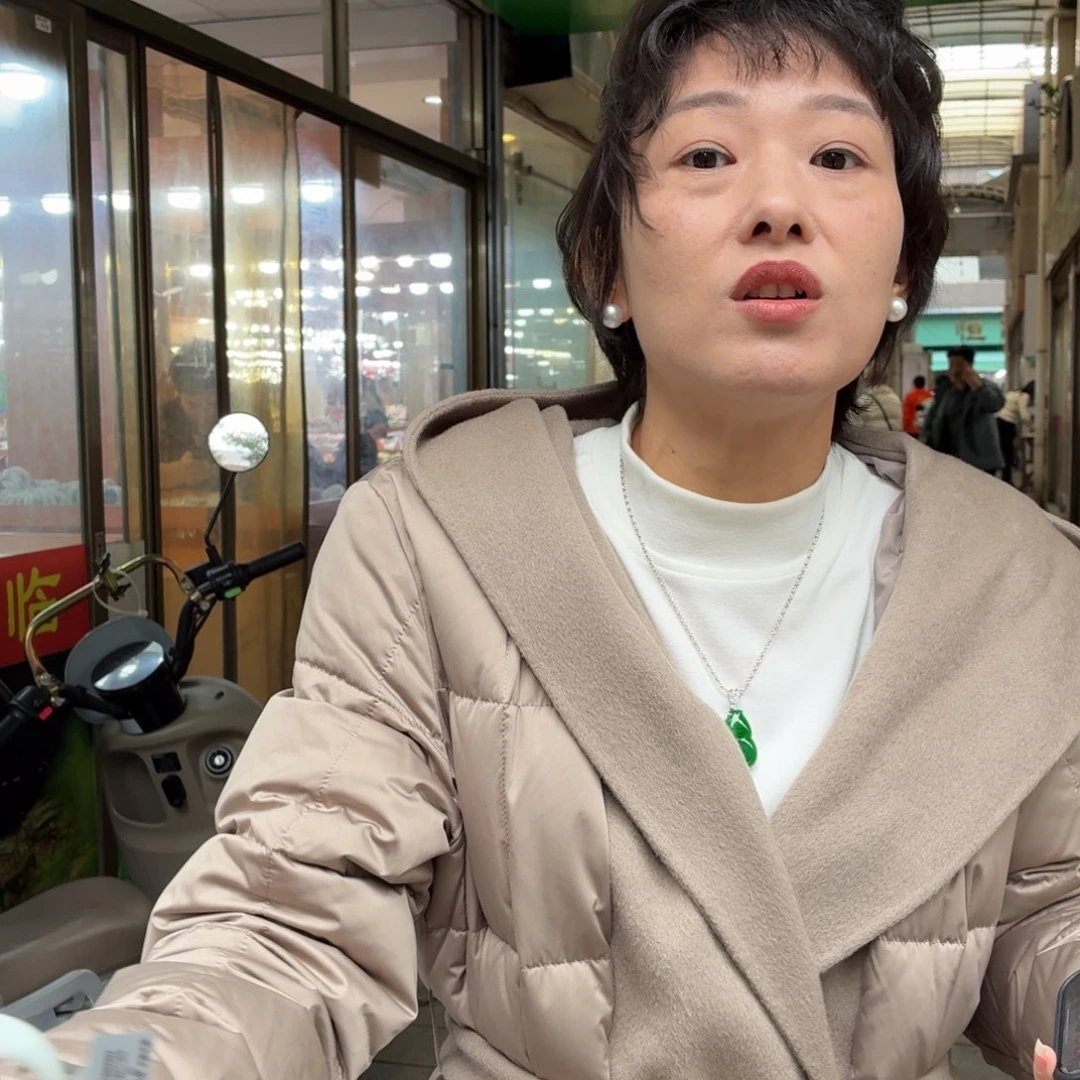 当***近翡翠未镶嵌手镯翡翠手镯