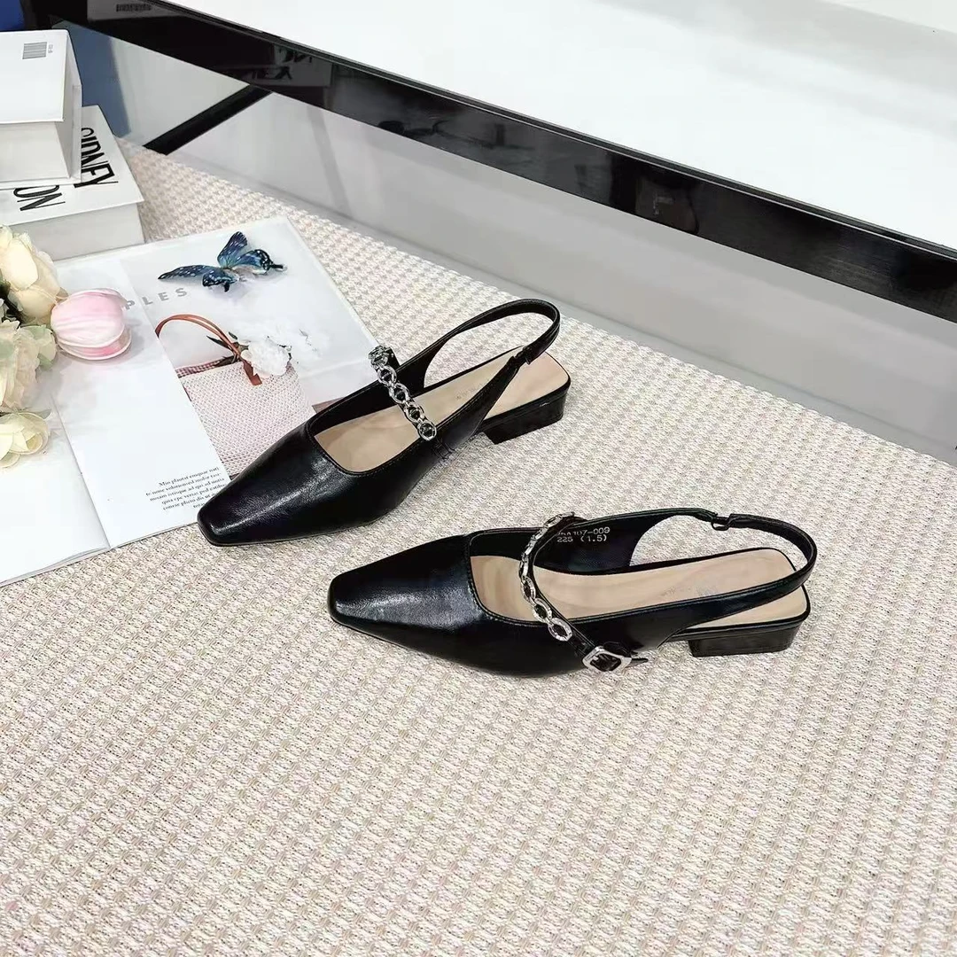 07-009   新款法式气质百搭时尚粗跟包头凉鞋