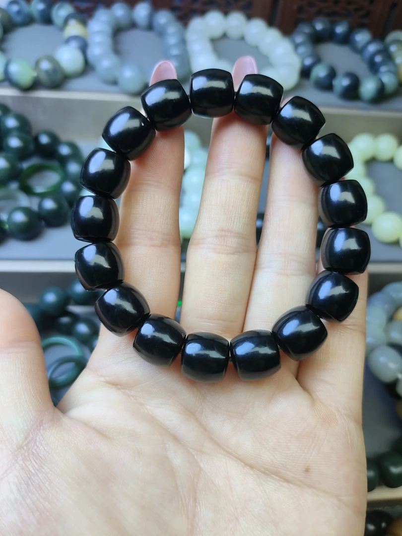 天然和田玉新疆料黑青细料直切12mm手串手链