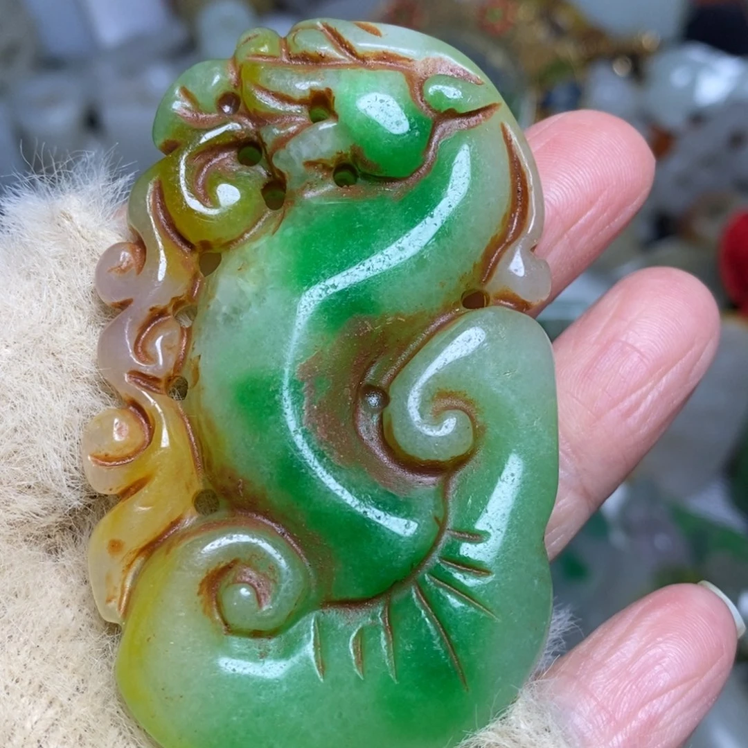 和田玉（糖玉）未镶嵌颈饰