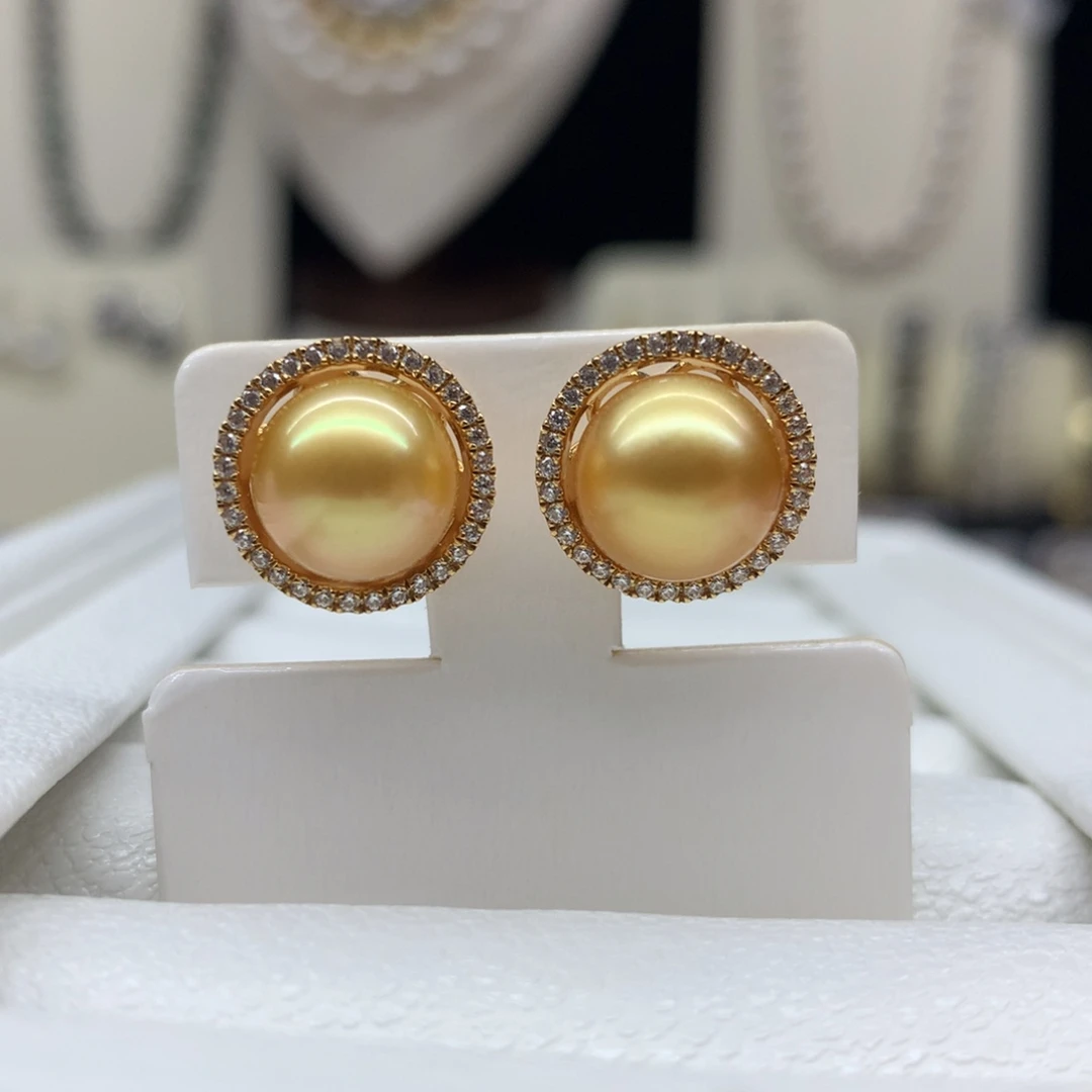 海水珍珠18K金镶嵌耳饰8.9mm金珠耳钉