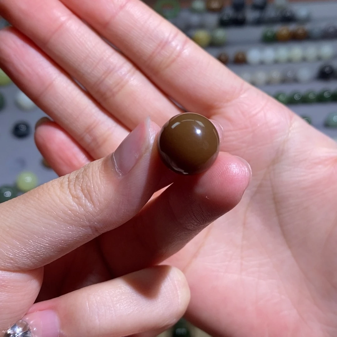 小***白和田玉未镶嵌颈饰