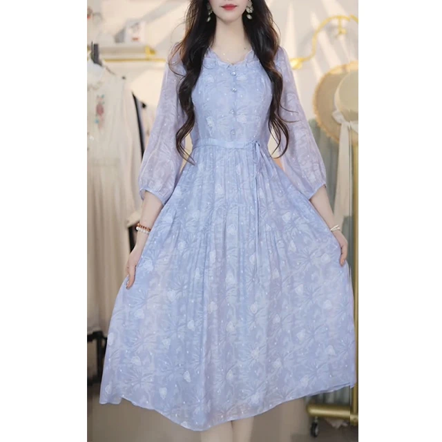 L536中袖2025连衣裙女V领刺绣连衣裙时尚显瘦大码中长款淡雅夏季