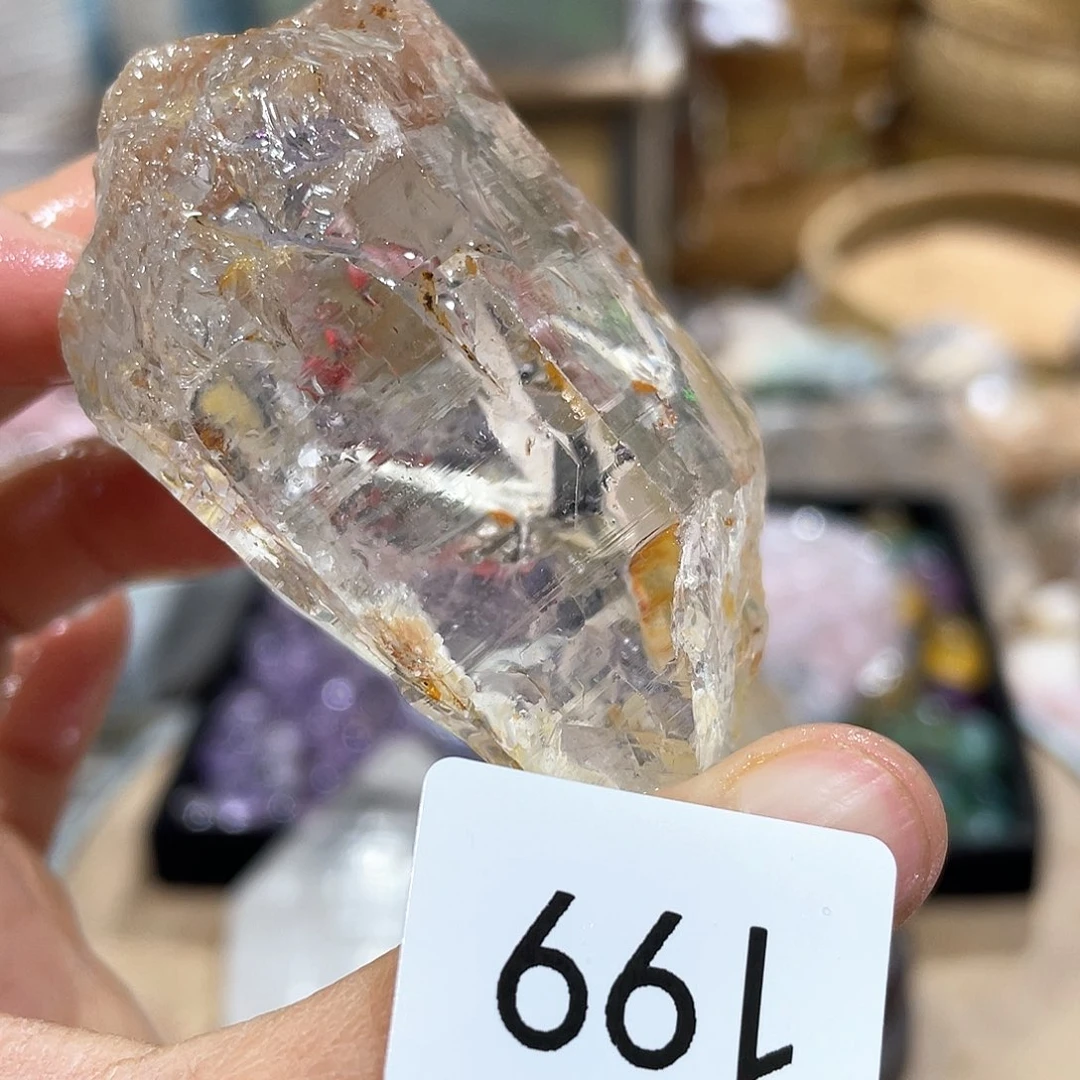 水晶摆件……未镶嵌