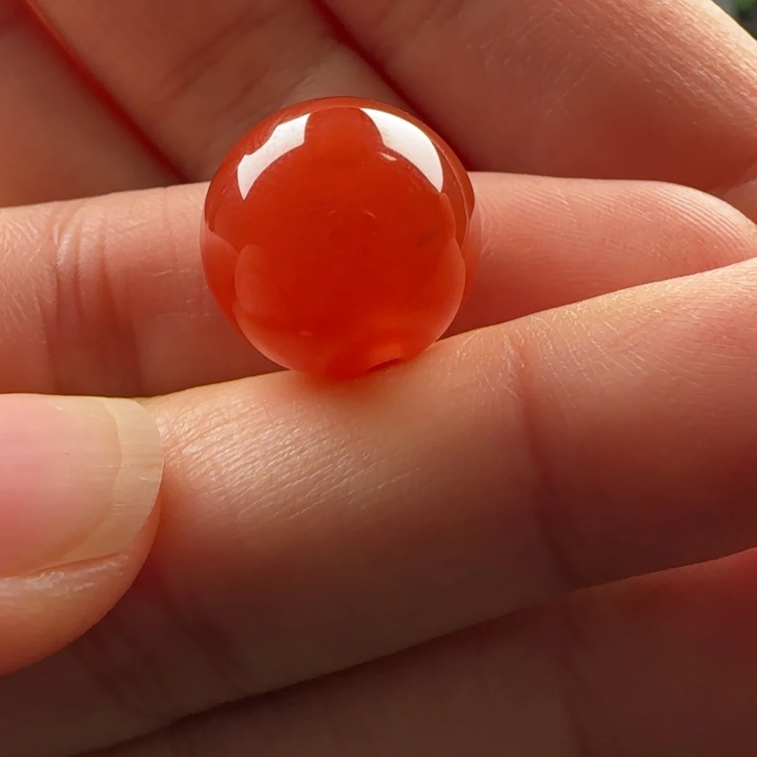 南红玛瑙未镶嵌圆珠：15冰红 有包容