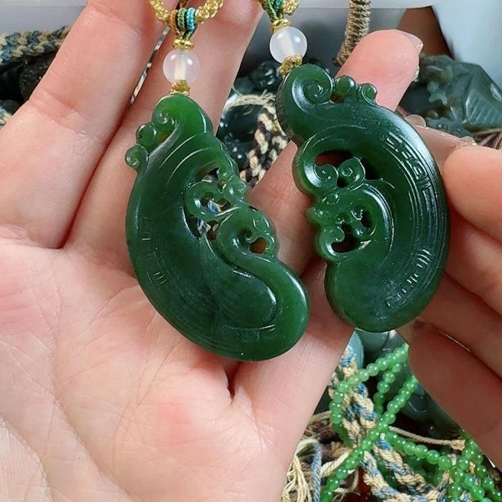 和田玉挂件未镶嵌