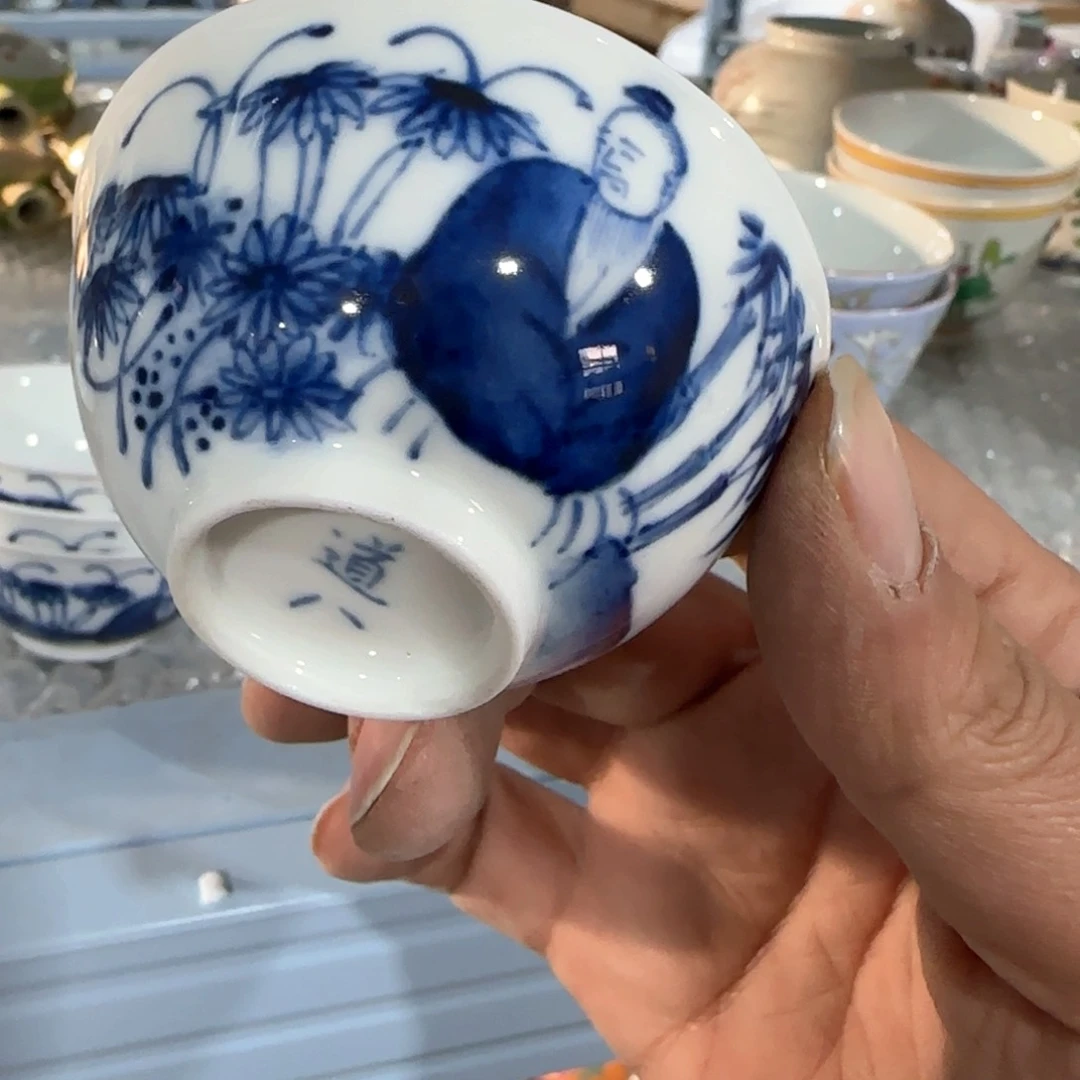 瓷片瓷器的造型和制作技术均