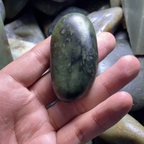 未镶嵌和田玉（糖玉）挂件