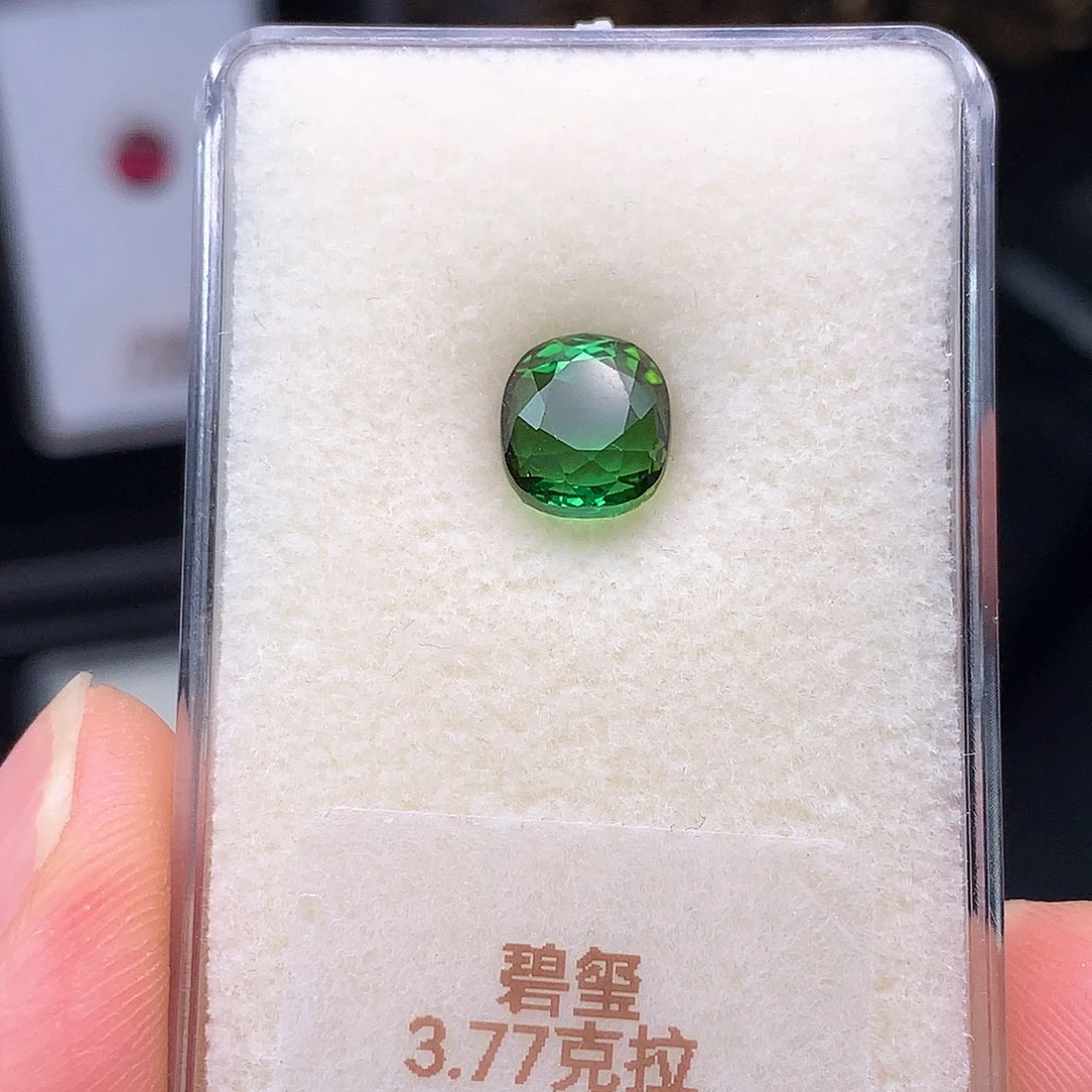 碧玺珠宝半成品未镶嵌3.77克拉