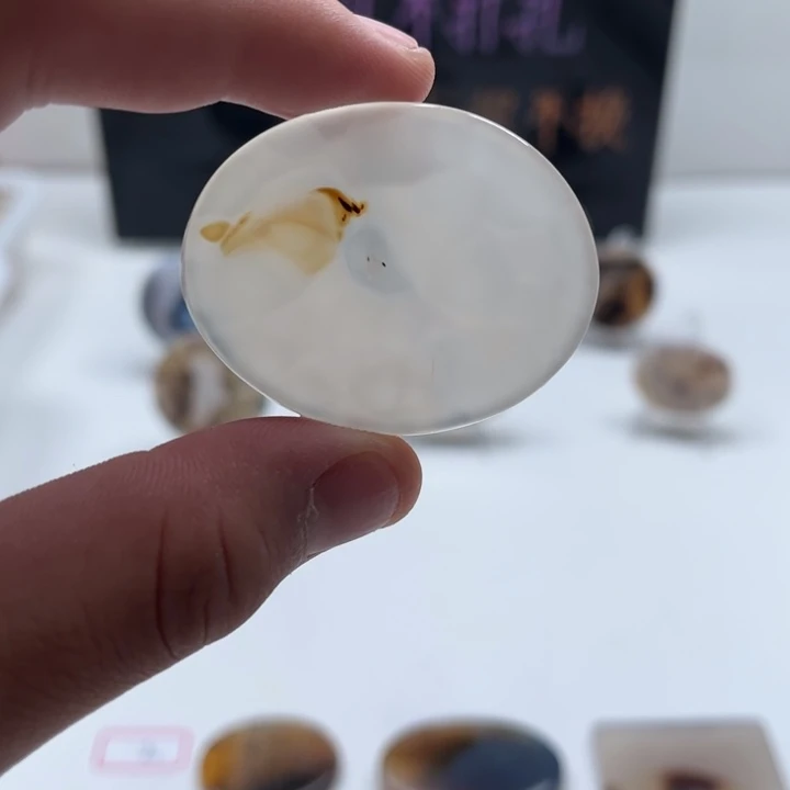 玛瑙/玉髓未镶嵌吊坠(不含链)