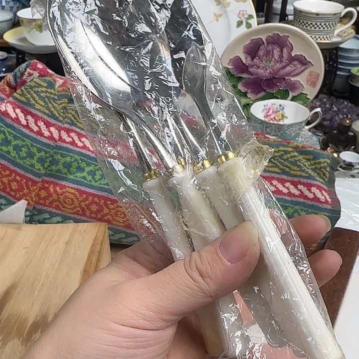 瓷片5个啊啊啊啊啊啊啊啊