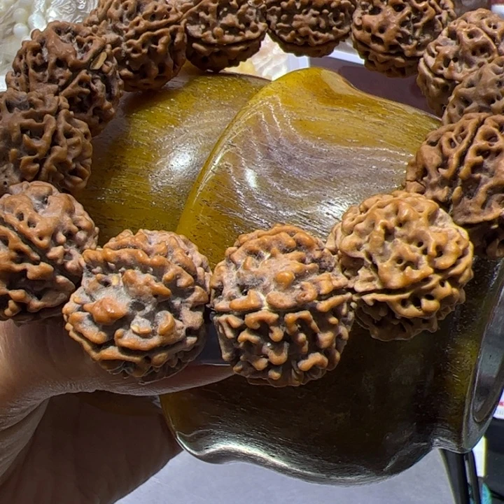 大果紫檀（缅甸花梨）四方新款大黄碗