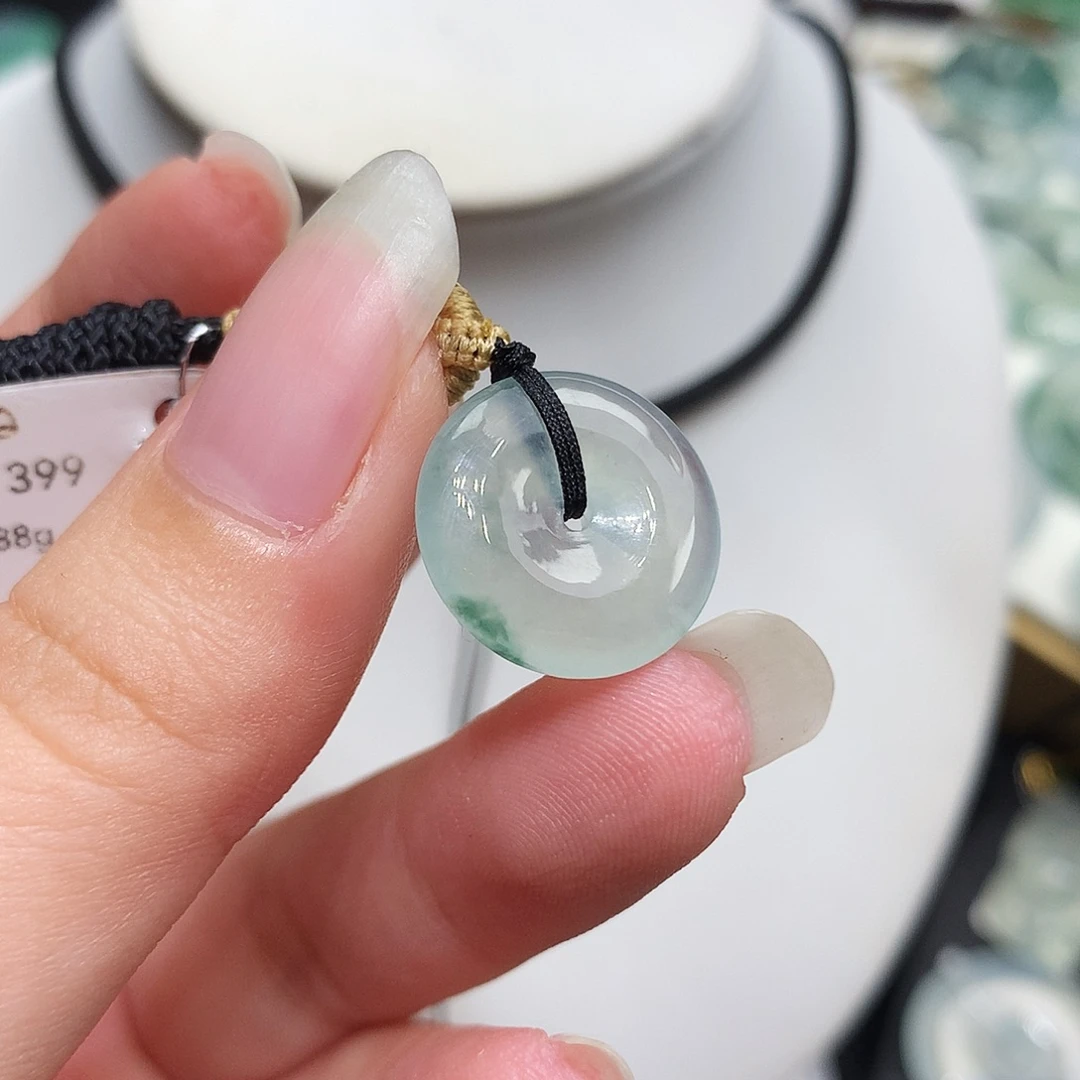 翡翠未镶嵌胸饰翡翠1，15.7/3.5