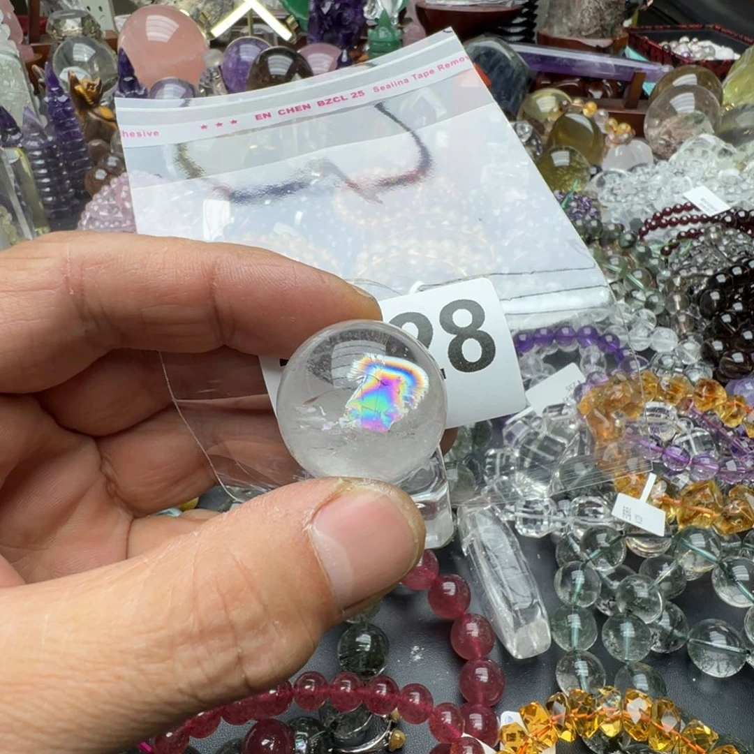 水晶摆件未镶嵌T****?水晶2828