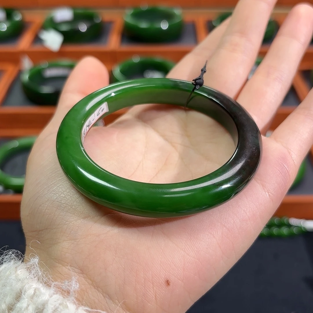 和田玉（碧玉）未镶嵌手镯一口皮5354