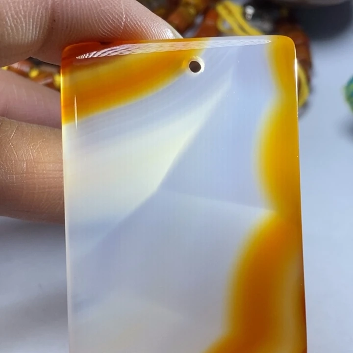 玛瑙/玉髓颈饰未镶嵌