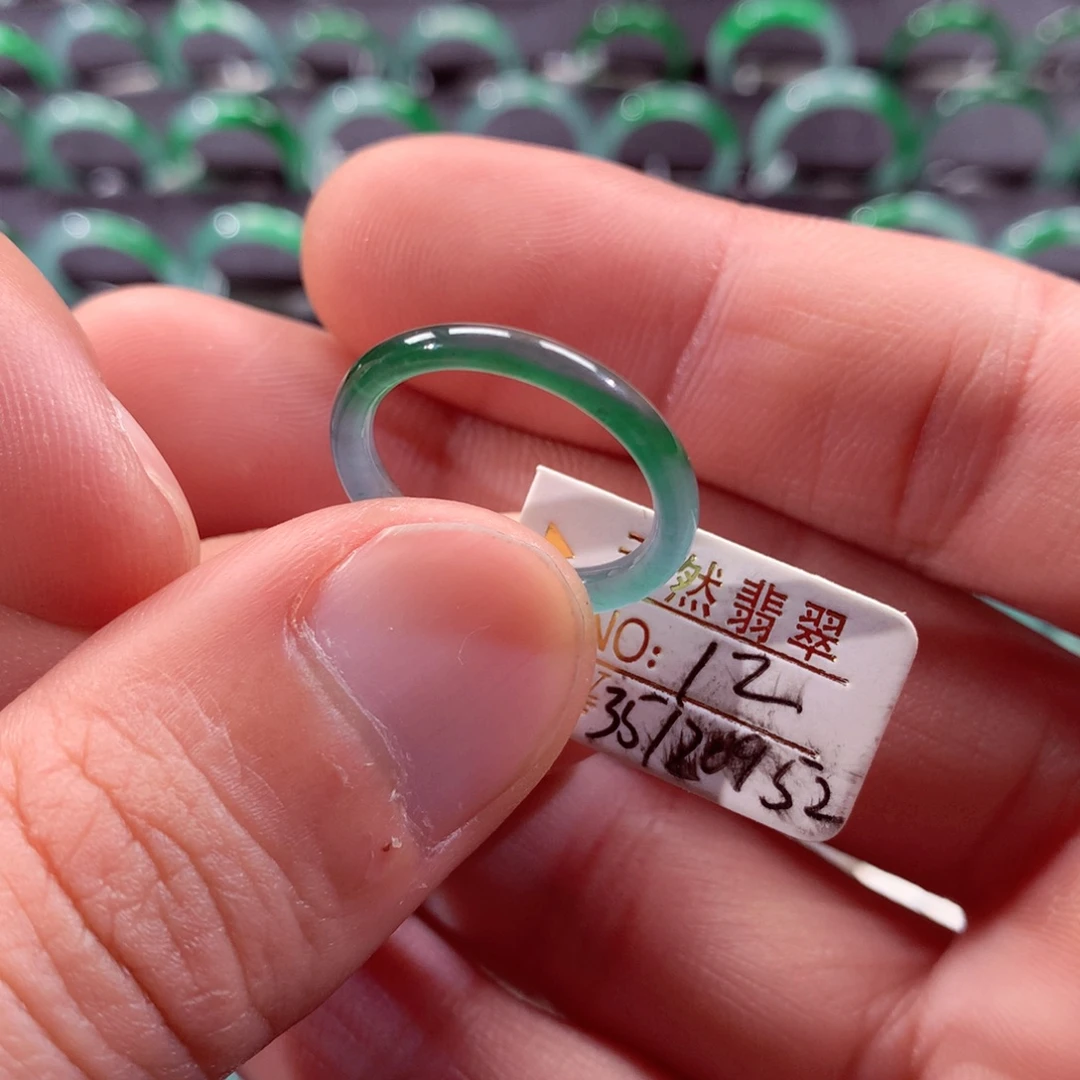 翡翠未镶嵌戒指翡翠戒指