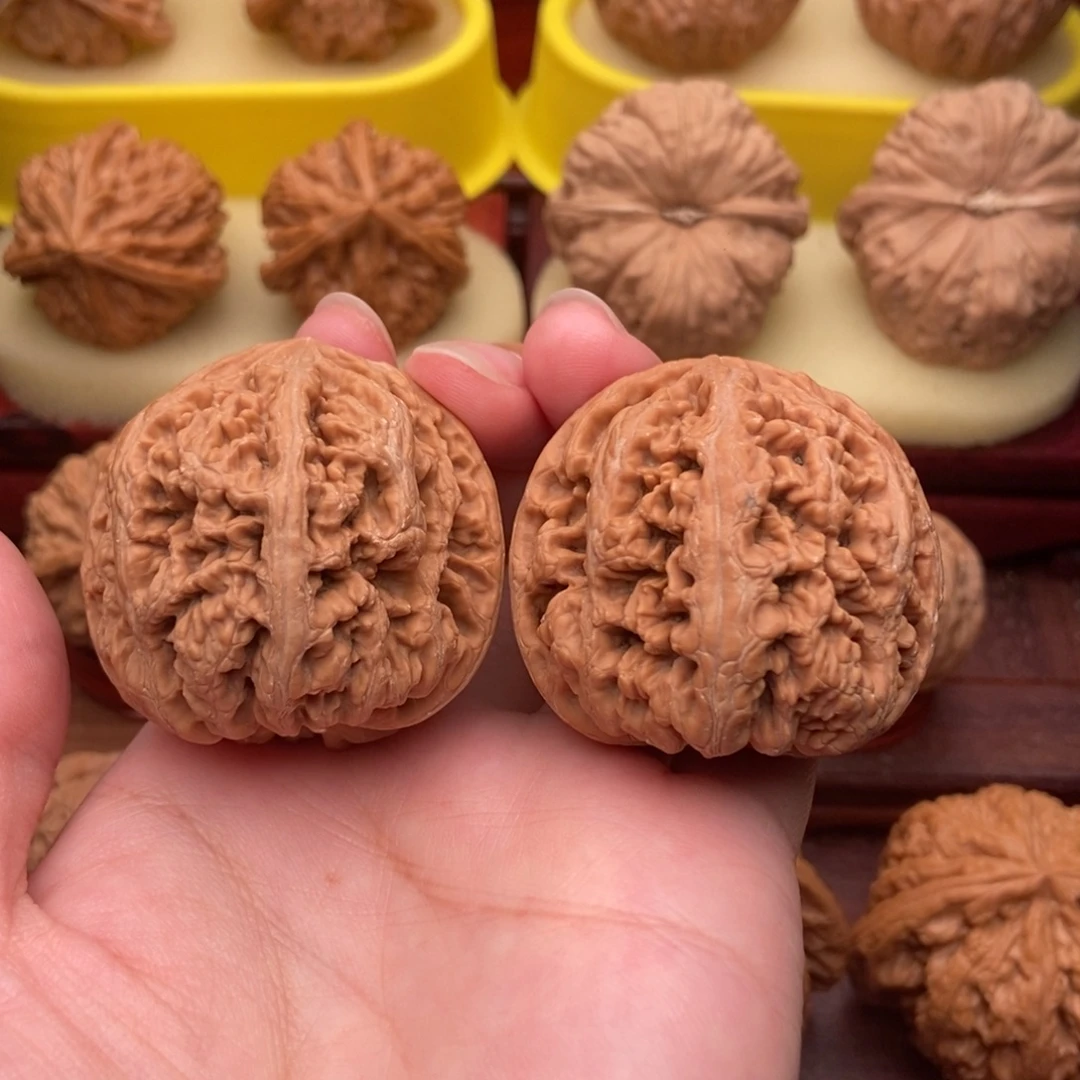 晚***赫把件文玩核桃精品大粗筋43