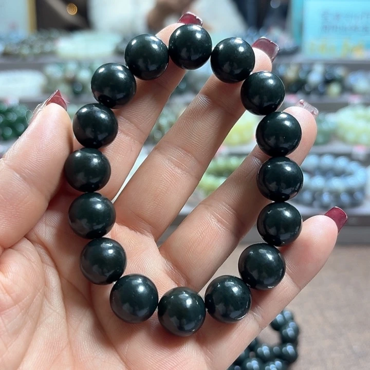 和田玉手链未镶嵌新疆沙枣青卡14