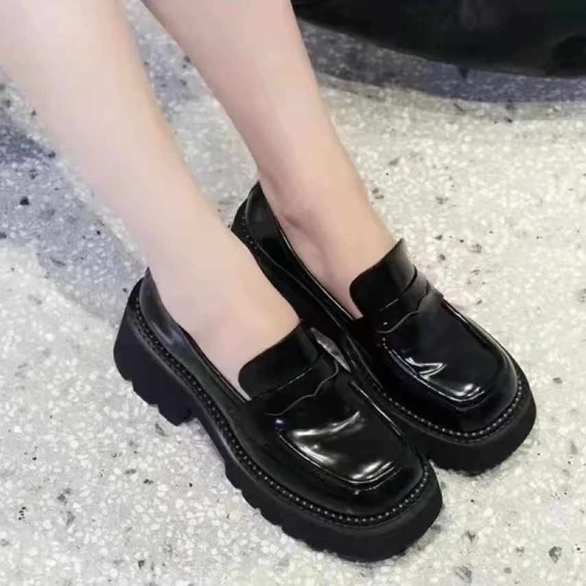 C3196 黑色  时尚厚底圆头深口增高女士乐福鞋