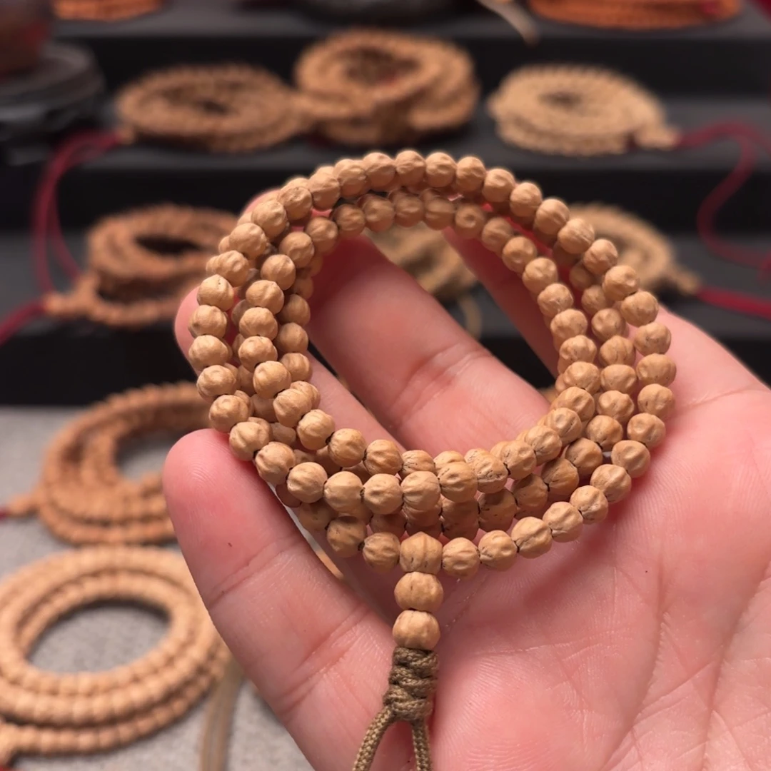 湖***军柏香籽/百香籽吊坠