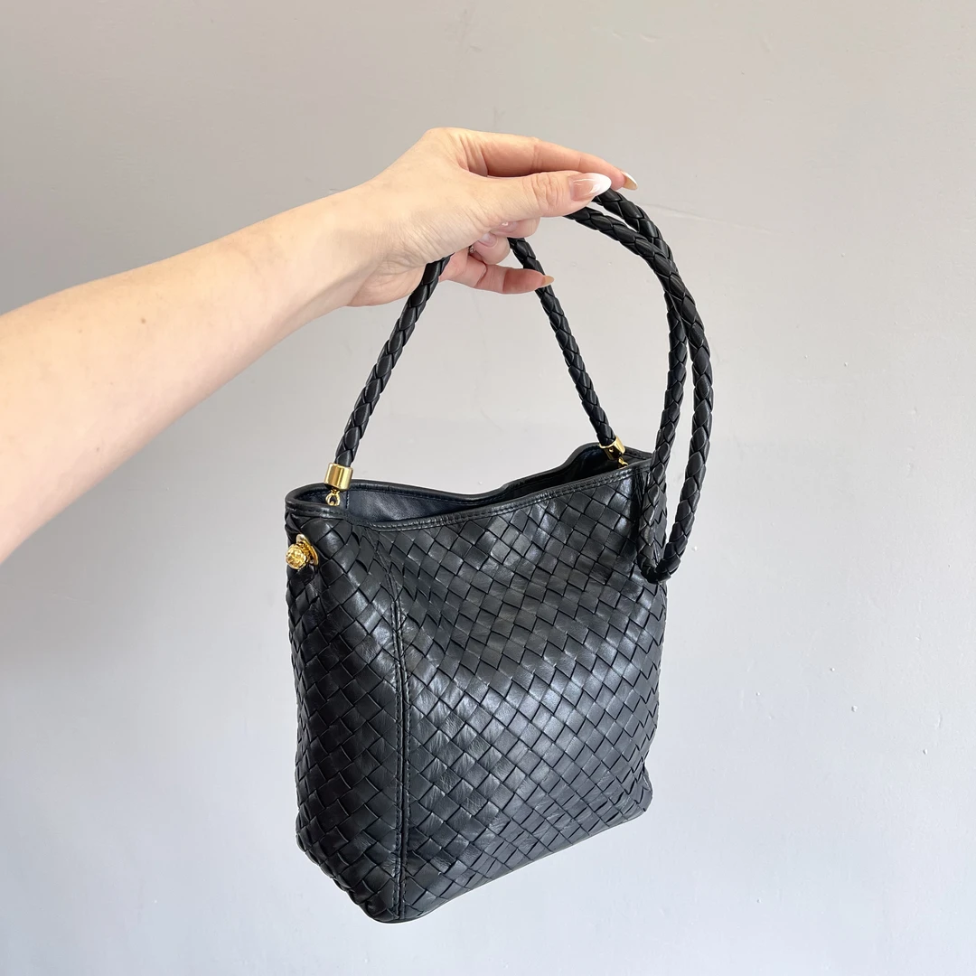 95新 BOTTEGA VENETA/葆蝶家 金球编织斜挎单肩女包011803