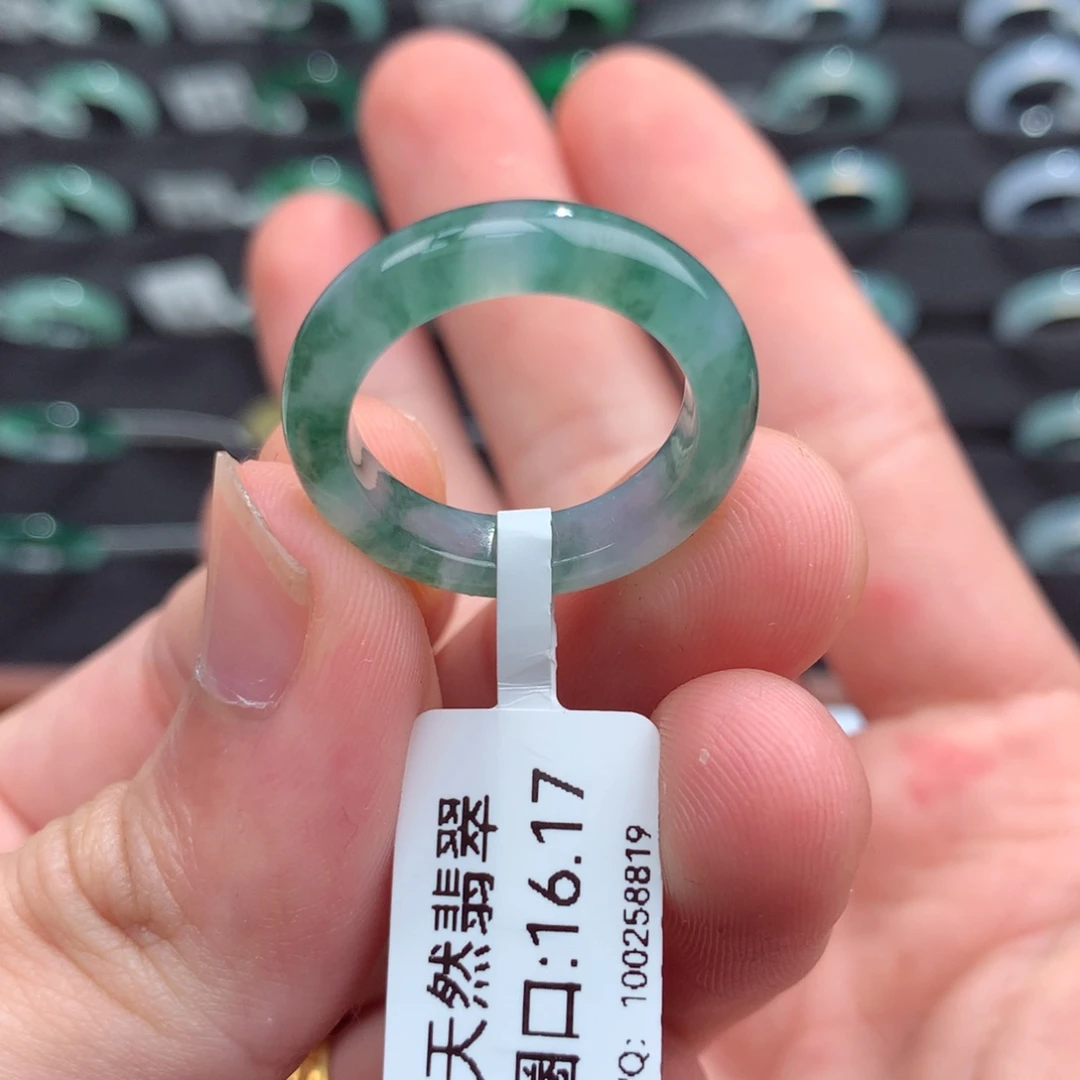 翡翠戒指未镶嵌天然
