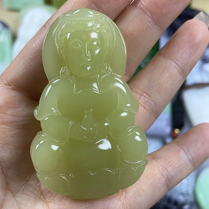 颈饰未镶嵌和田玉